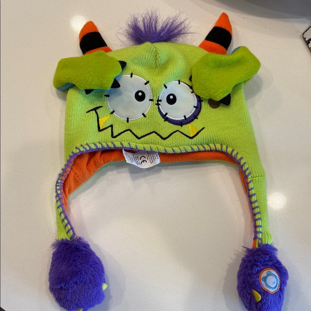 Flipeez monster hat